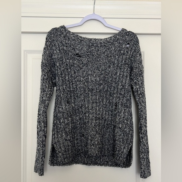 Abercrombie & Fitch Sweaters - Abercrombie & Fitch Grey Knit Sweater